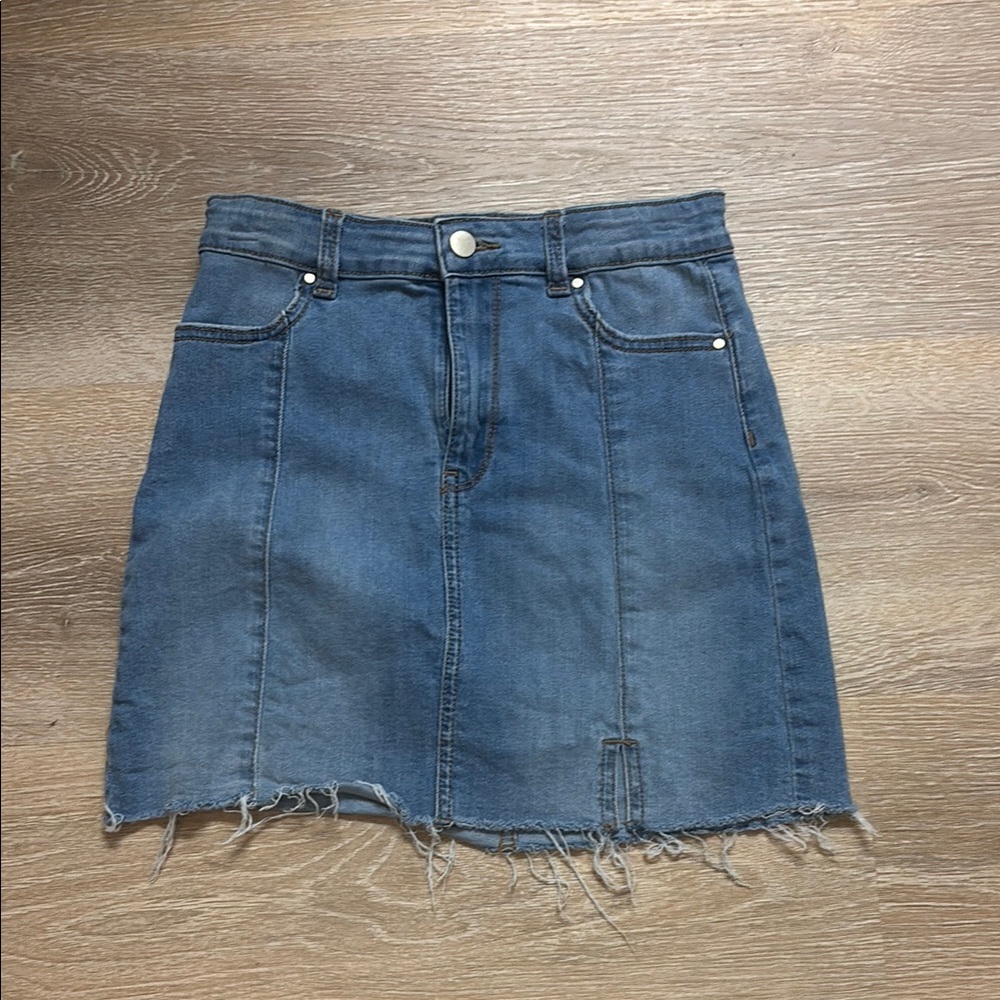 Girls Wonder Nation slit hem denim skirt.